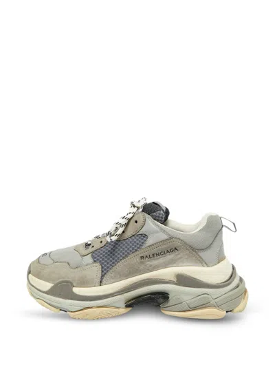 Pre-owned Balenciaga Triple-s Low-top Sneakers In Gray