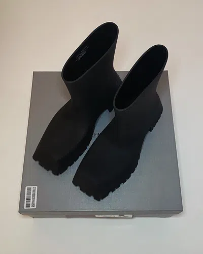 Pre-owned Balenciaga Trooper Rubber Boots In Black