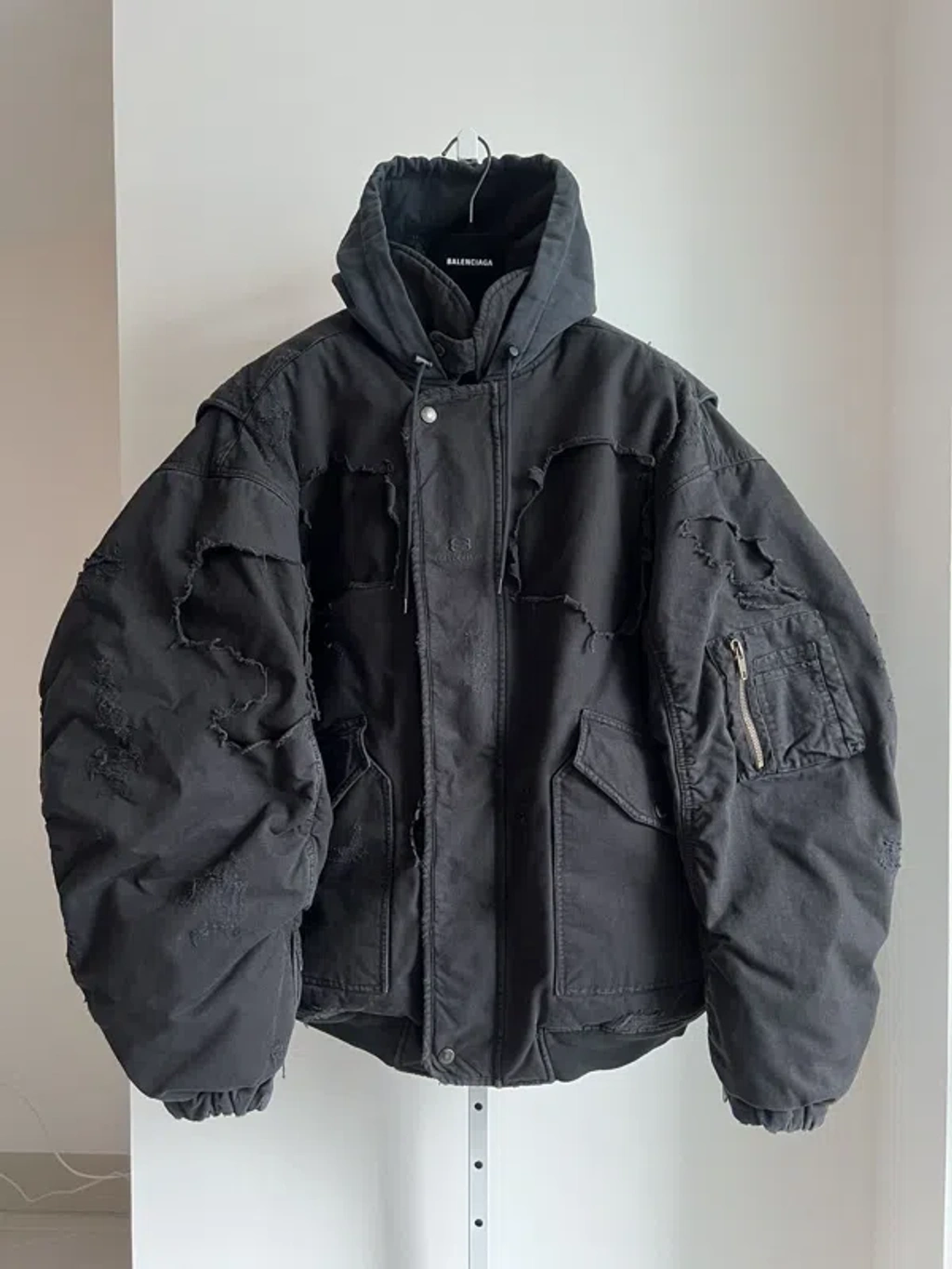 ジャケット・アウター BALENCIAGA UNITY DESTROYED BOMBER JACKET Balenciaga Destroyed Bomber Jacket Black | END. (US)
