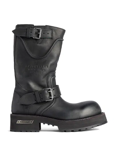 BALENCIAGA VENOM BOOTS IN WORN-OUT EFFECT LEATHER