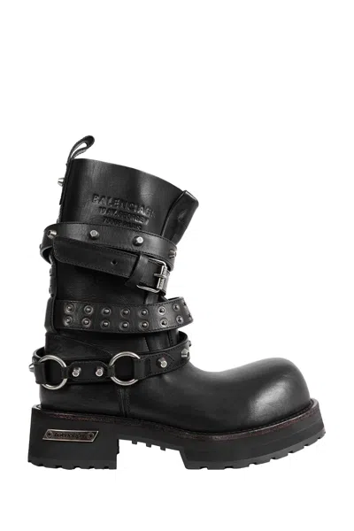 Balenciaga Venom City Leather Boots In Black