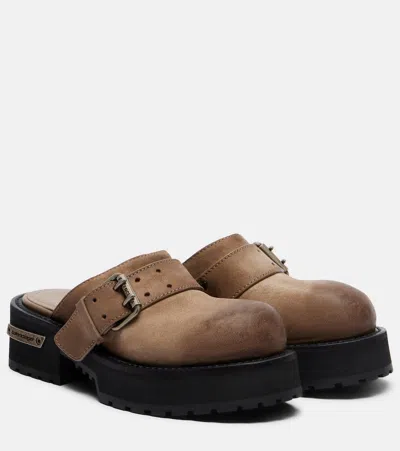 Balenciaga Venom Leather Mules In Brown