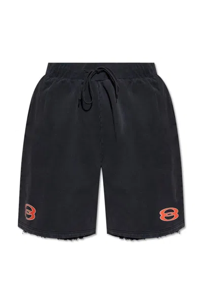 Balenciaga Vintage Effect Drawstring Shorts In Black