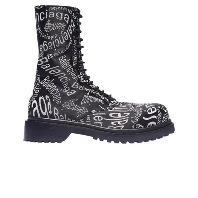 Pre-owned Balenciaga Wave Leather Boot 'black White Allover Logo' | Men's Size 42