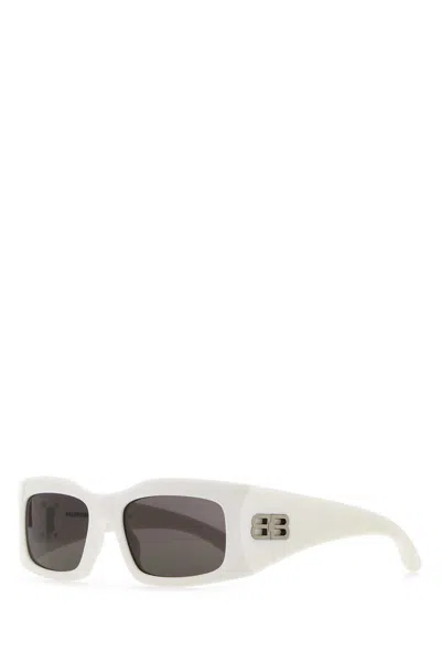Balenciaga White Acetate Sunglasses In 9000