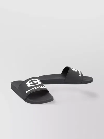 BALENCIAGA WIDE STRAP RUBBER SLIDES