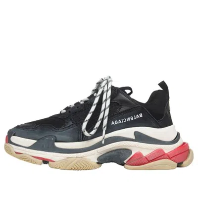 Balenciaga (wmns)  Triple S Sneaker 'black Red'