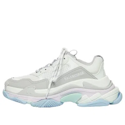 Balenciaga (wmns)  Triple S Sneaker 'pastel'