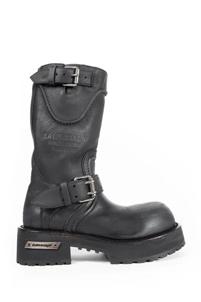 BALENCIAGA WOMAN BLACK BOOTS
