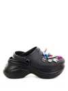 Balenciaga Mule Crocs Con Iconici Charm Jibbitz Rimovibili