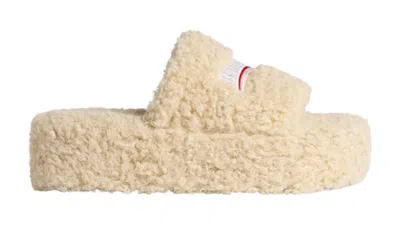 Pre-owned Balenciaga Women's  Furry Platform Sandal Sneakers In Beige/white/red In Multi