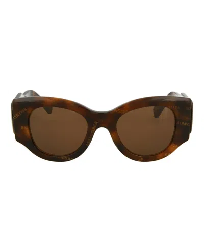 Pre-owned Balenciaga Women's  Roundframe Acetate Sunglasses/30008288007) In Havana/brown (bb0070s