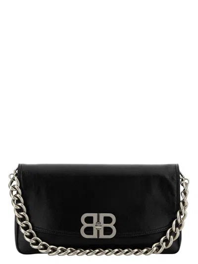 BALENCIAGA WOMEN'S LEATHER MEDIUM BB SOFT SHOULDER BAG