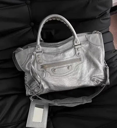 Balenciaga Women Pre-loved Bag Very Good Condition In Gray