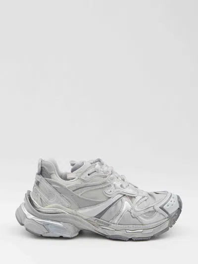 BALENCIAGA BALENCIAGA WOMEN RUNNER 2 SNEAKERS