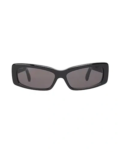 Balenciaga Wrap-around Plastic Frame Sunglasses In Black