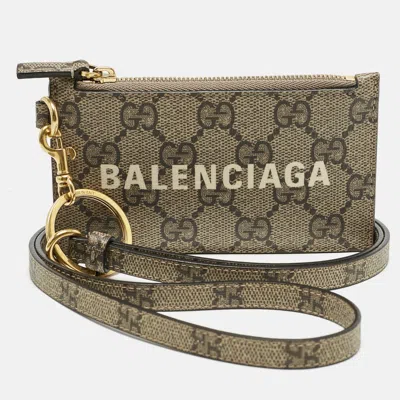 Pre-owned Balenciaga X Gucci Beige Gg Supreme Canvas The Hacker Project Card Case With Strap
