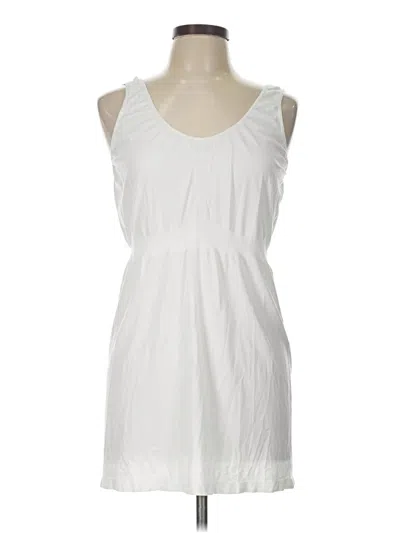 Pre-owned Bali Sleeveless T-shirt In White