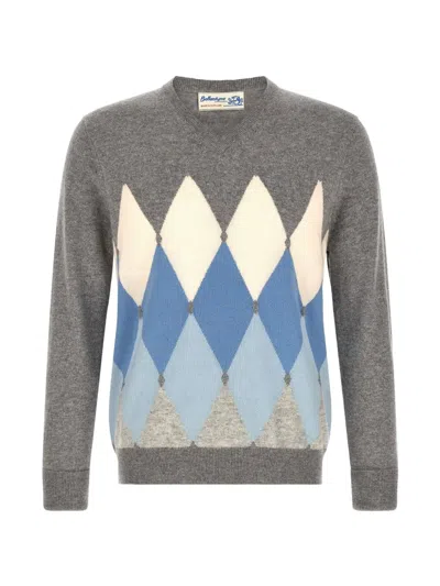 Ballantyne Diamond Intarsia V-neck Knitted Sweater In Gray