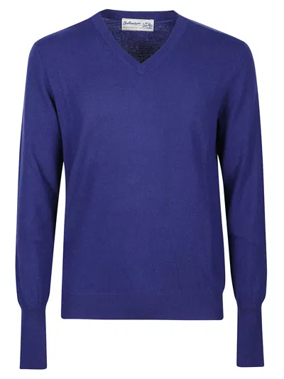 Ballantyne Plain V-neck Sweater