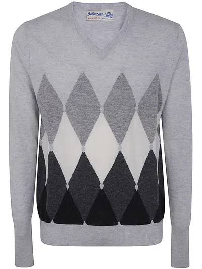 Ballantyne V Neck Pullover Clothing In Grey