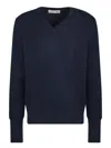 Ballantyne Plain V-neck Sweater In Black