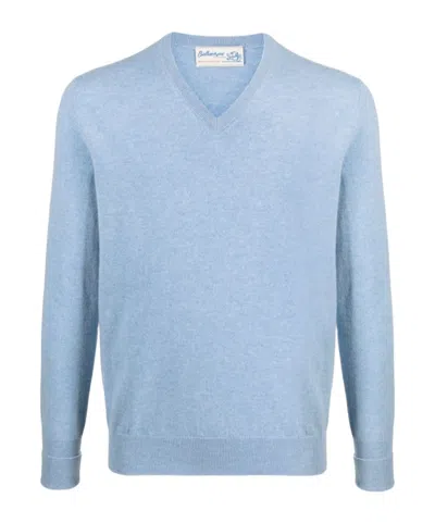 Ballantyne V-neck Cashmere Jumper In Blue