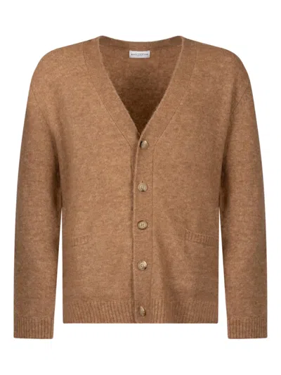 Ballantyne V-neck Patch-pocket Cardigan In Gold