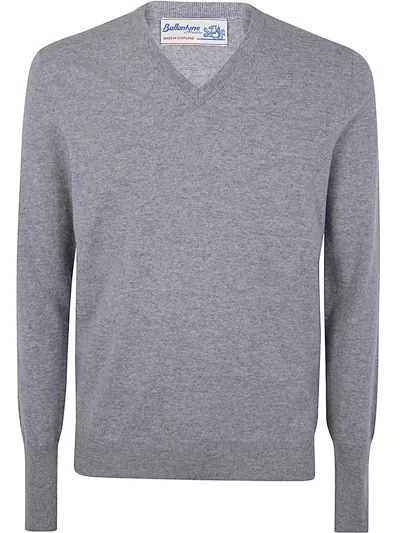 Ballantyne V Neck Pullover Clothing In Grey