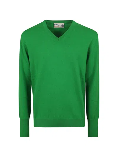 Ballantyne V-neck Cashmere Sweater In Green
