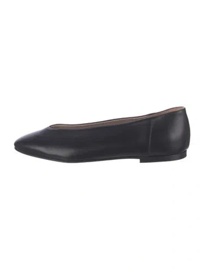 Pre-owned Ballerette Leather Ballet Flats In Black
