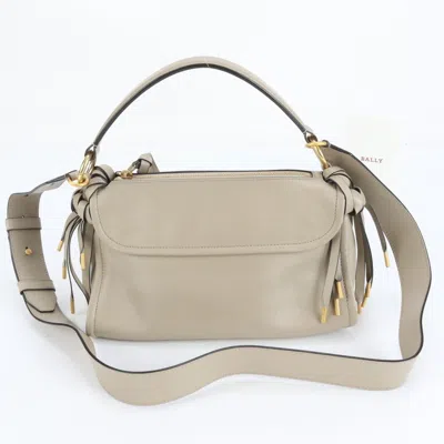 Pre-owned Bally Beige Leather Shoulder Bag () In Sand