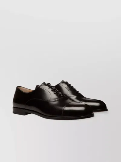Bally Calfskin Lace-up Blake Construction Brogues