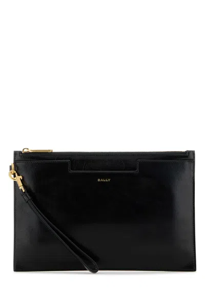 Bally Clutch Leather Wrist Strap In Black