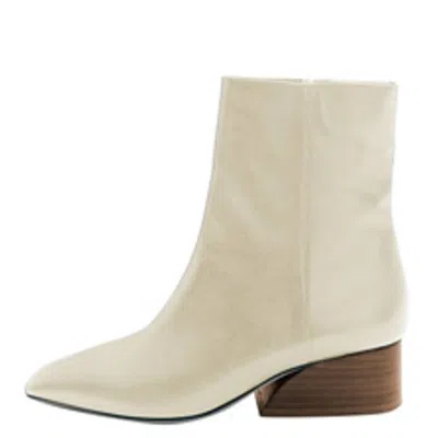 Bally Glenda Leather Boots In Bone In Multi