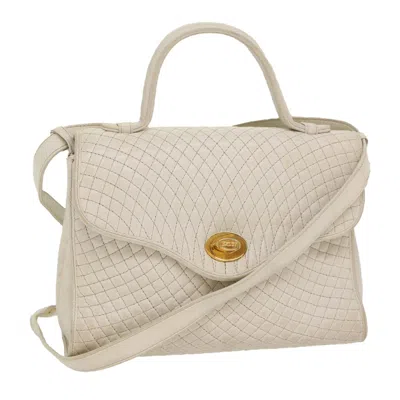 Pre-owned Bally Handbag Leather Leather Handbag () In White