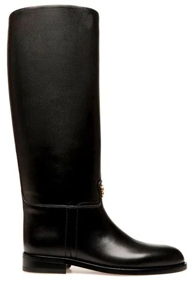 Bally Hollie Logo-plaque Leather Boots In Black