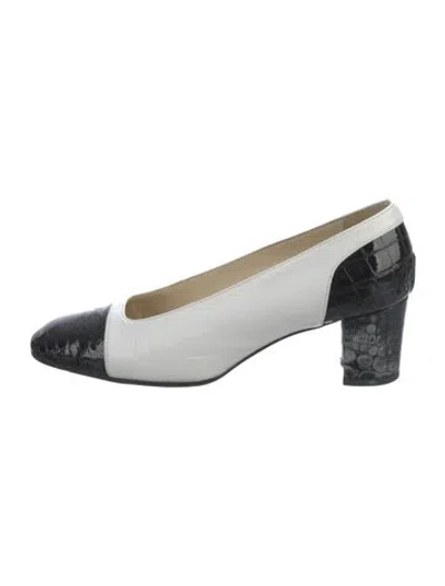 Pre-owned Bally Leather Animal Print Pumps In White