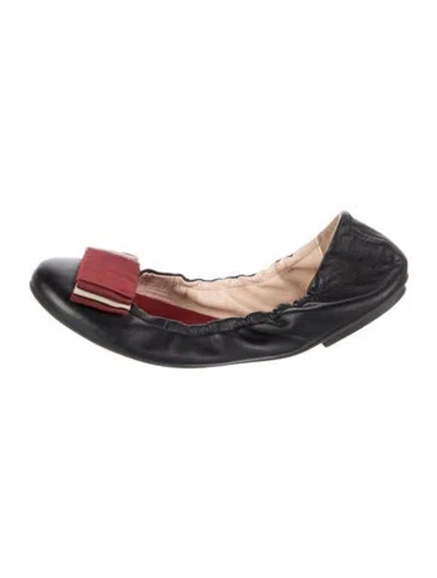 Pre-owned Bally Leather Bow Accents Ballet Flats In Black/red