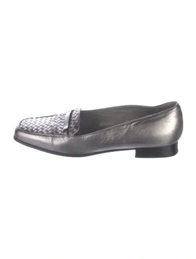 Pre-owned Bally Leather Loafers In Silver