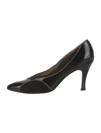 Pre-owned Bally Leather Pumps In Black