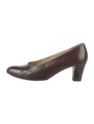 Pre-owned Bally Leather Pumps In Brown