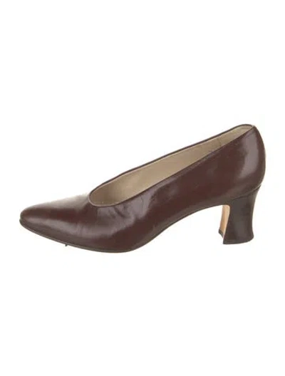 Pre-owned Bally Leather Pumps In Brown