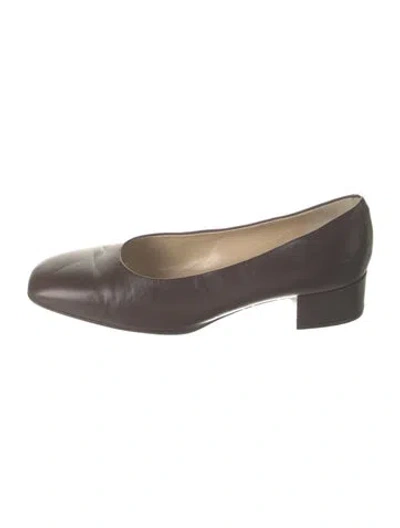 Pre-owned Bally Leather Pumps In Brown