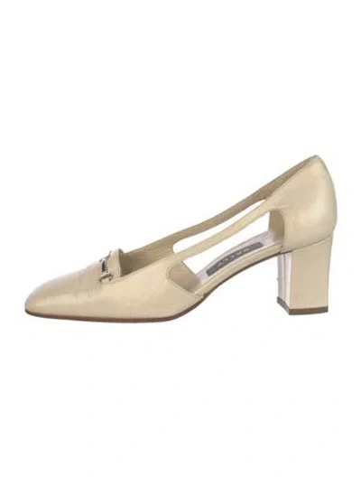 Pre-owned Bally Leather Pumps In Neutral