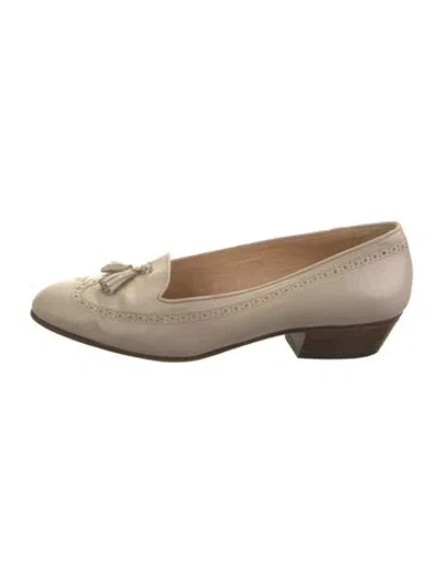 Pre-owned Bally Leather Pumps In White