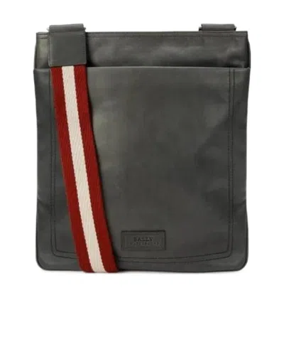 Bally Logo Shoulder Bag In Black