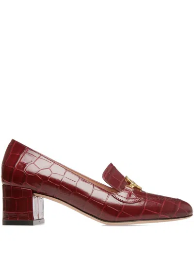 Bally Obrien Emblem Crocodile-embossing Pumps In Burgundy