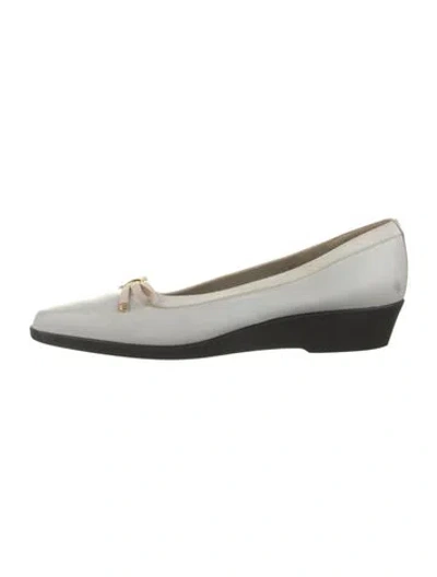 Pre-owned Bally Patent Leather Ballet Flats In White