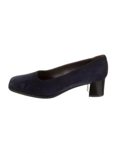Pre-owned Bally Suede Pumps In Blue